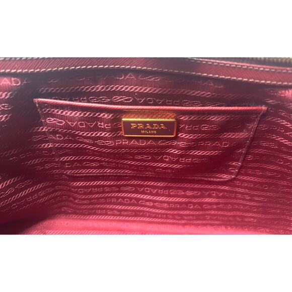 Authentic Prada Saffiano Red Leather Large Tote with Dust Bag - Picture 7 of 15